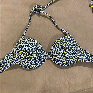 Cupped swim suit top